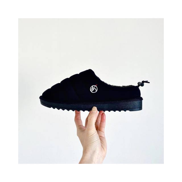 【防寒グッズ2】モックシューズ・ダウンブーツ