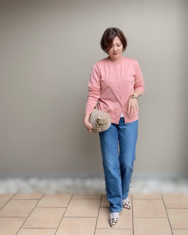 40代に似合うデニムパンツはストレートシルエット！