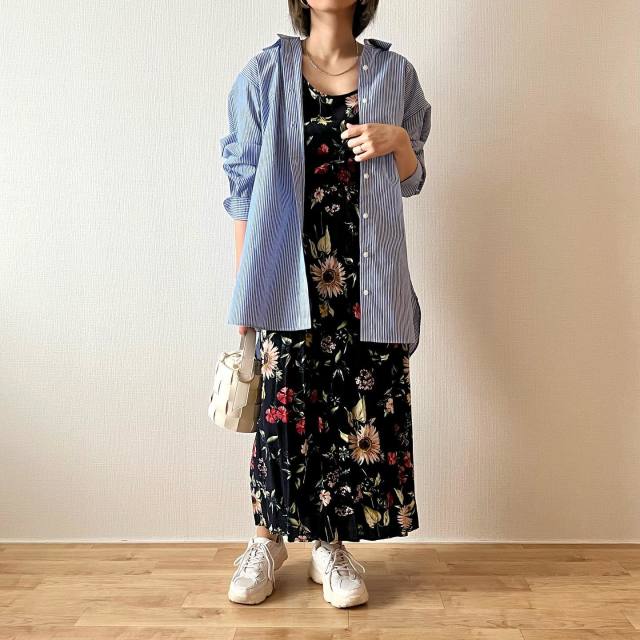 UNIQLO（ユニクロ）のシャツを羽織りとして活用