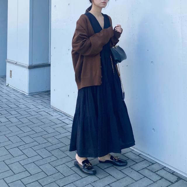 ティアードワンピース×ロングカーディガン