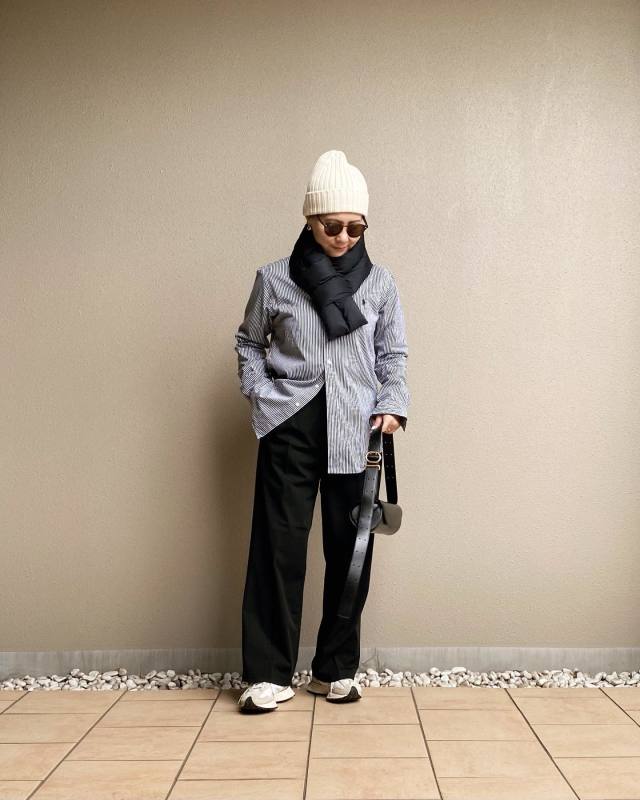 【黒のマフラー】スッキリ引き締める！