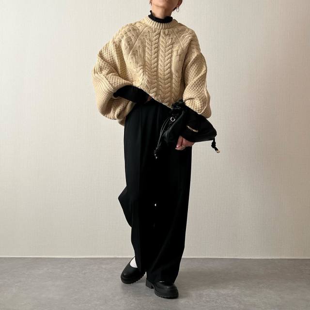 1｜黒色のパンツ
