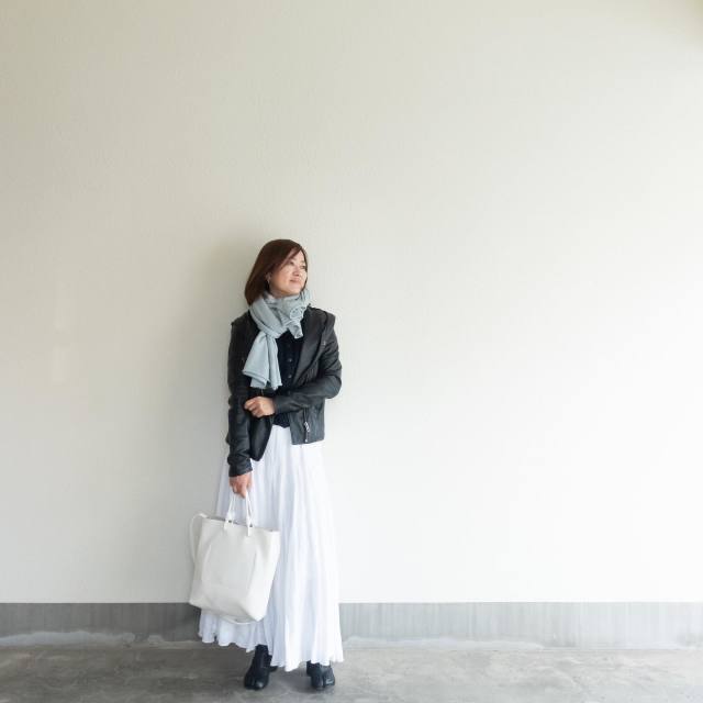 7｜グレーのストール