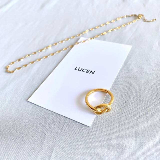 結び目のあるリング（指輪）の名前は「ノットリング」