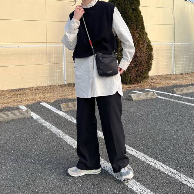 1｜ショート丈のベスト