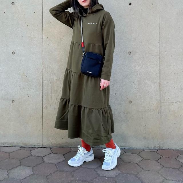 ダークカラー服のアクセント役に