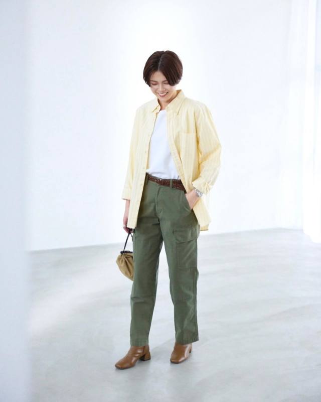 UNIQLO（ユニクロ）のシャツを羽織りとして活用