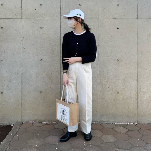 2｜白パンツ
