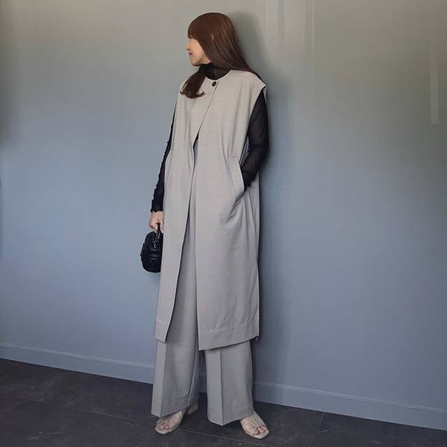 スーツみたいな服（上）｜ジレ