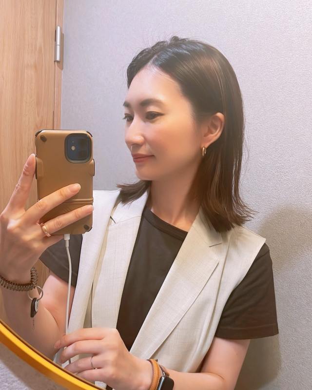 清潔感のあるストレートボブでストレス軽減