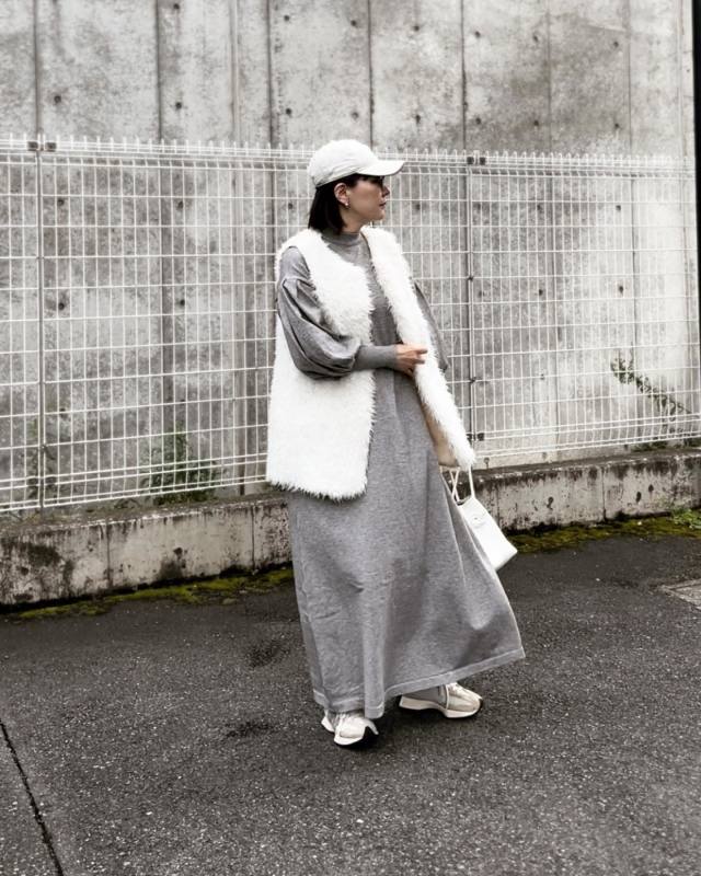 帽子を合わせておしゃれなカジュアルスタイルに