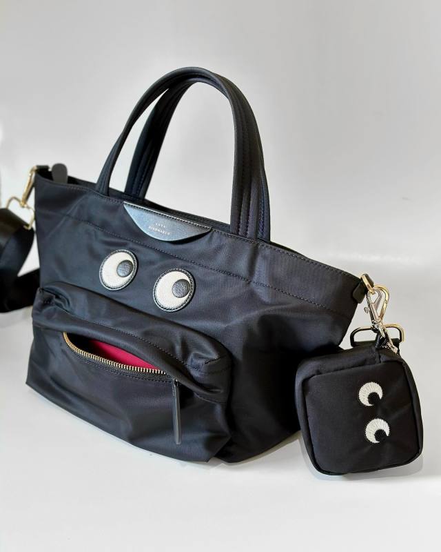 UNIQLO x ANYA HINDMARCH パッカブルバッグ｜Yahoo!フリマ（旧PayPayフリマ）