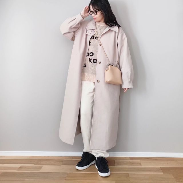 「大人っぽいロングコート」で印象チェンジ