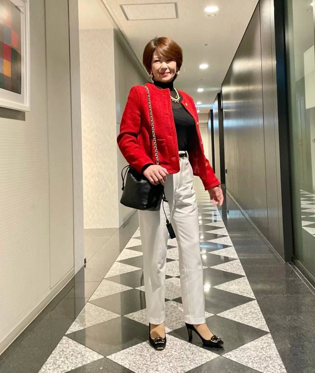 【40代50代・クリスマスの服装】ホテルディナー・パーティーに♡ おすすめクリスマスコーデ