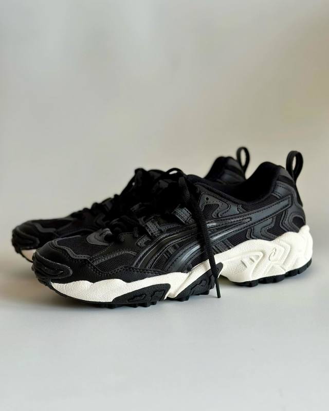 【アリーナライブの服装7】靴は「履き慣れたスニーカー」