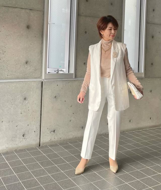 スーツみたいな服（上）｜ジレ