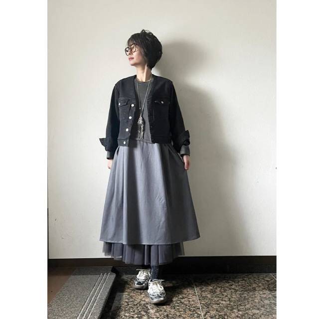 【50代・4月のカジュアルコーデ3】デニムジャケット×春ものワンピース