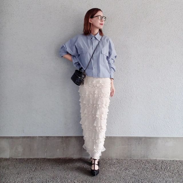 50代女性の立食パーティー、服装のポイントは？