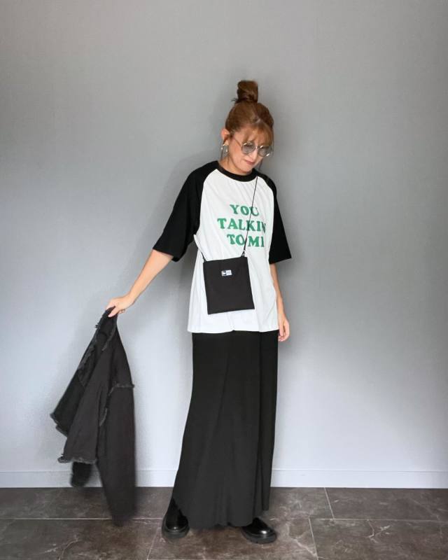 アップヘアやアクセサリーですっきりおしゃれに