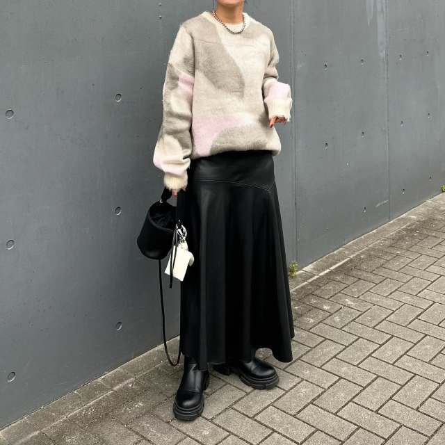2｜ロゴニット・柄ニット