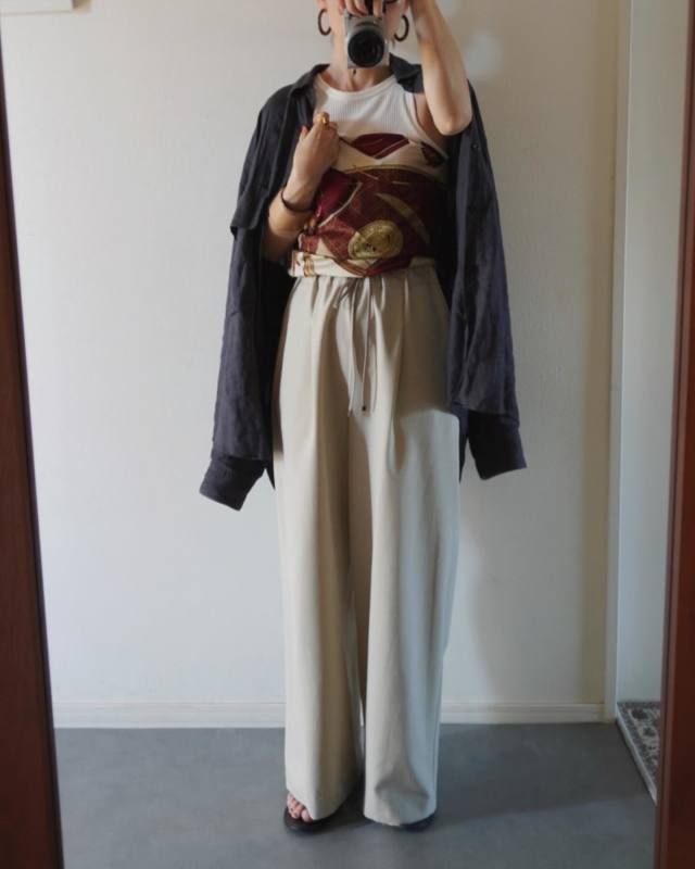 【50代×スカーフの巻き方2】ビスチェのようにトップスに巻く