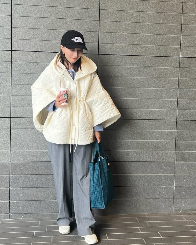 【パン・スイーツ巡り】カフェをハシゴしやすいスニーカーコーデ