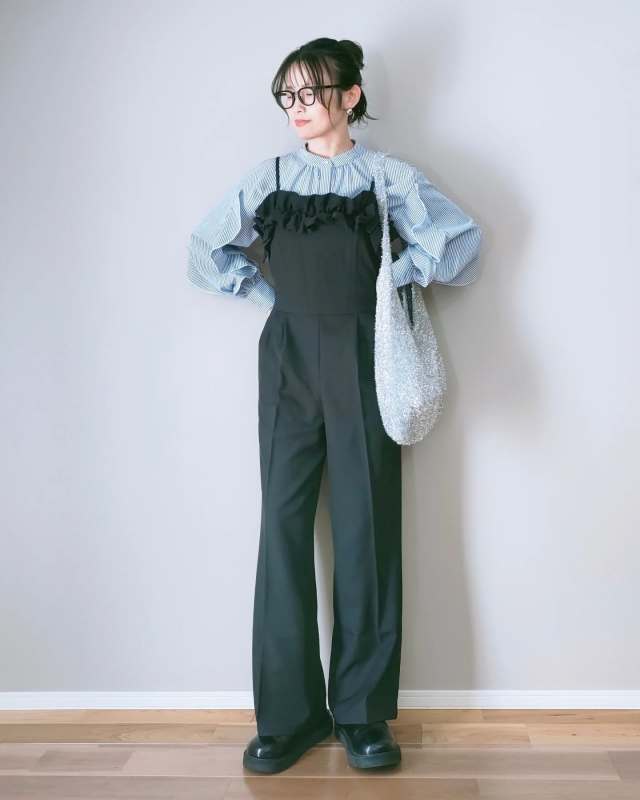 【3】フリルサロペットパンツ