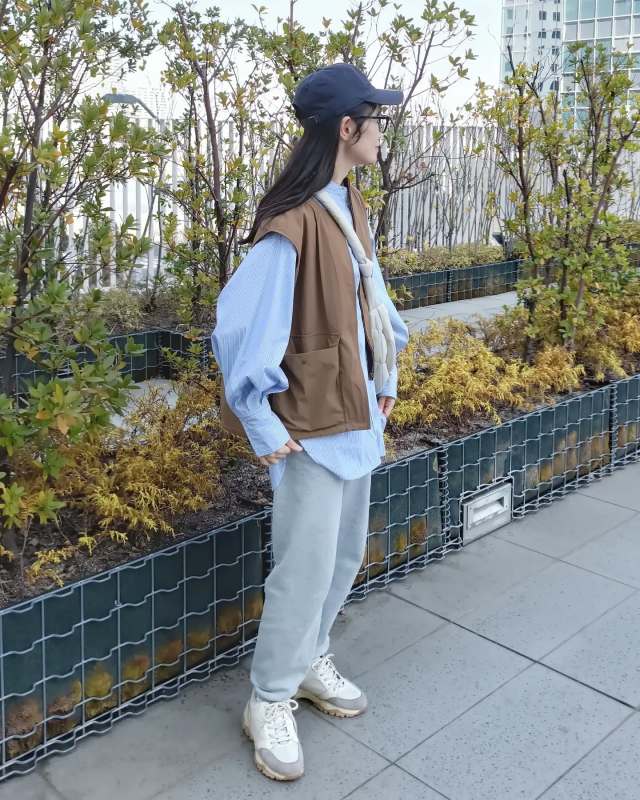 UNIQLO（ユニクロ）のスウェットパンツで作る王道カジュアルコーデ