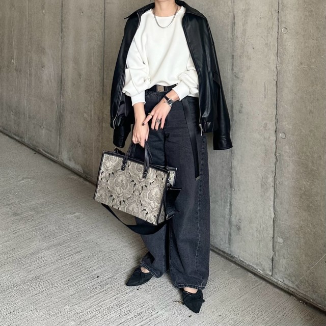 着回しが効く定番服コーデ