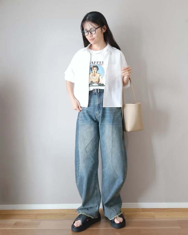 2025夏のTシャツの選び方1｜大胆なプリントTシャツ・バックプリントTシャツ