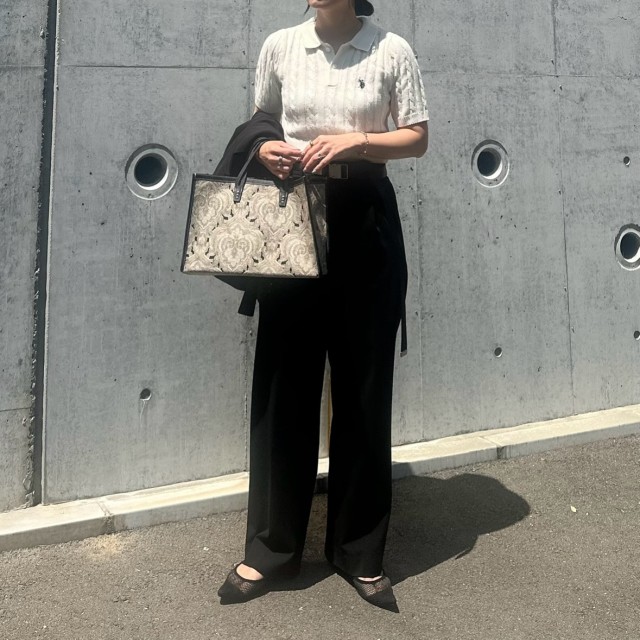 程よいフィット感のトラッドなニットポロシャツできれいめに！