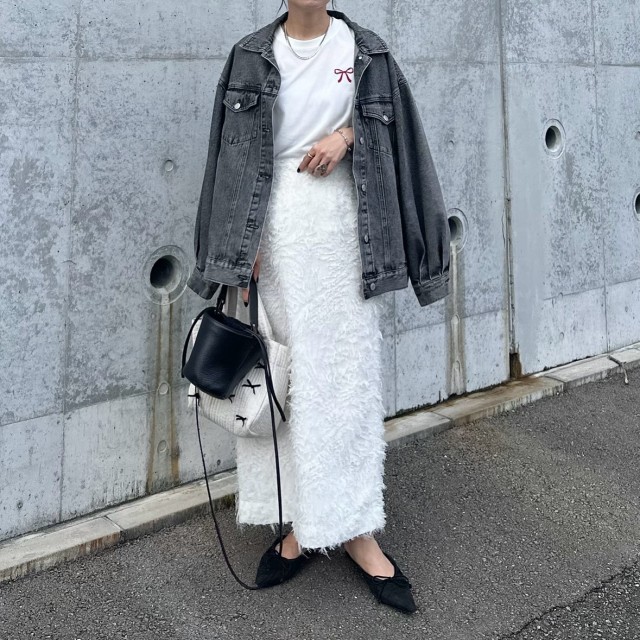 【3】ジージャン×タイトスカート