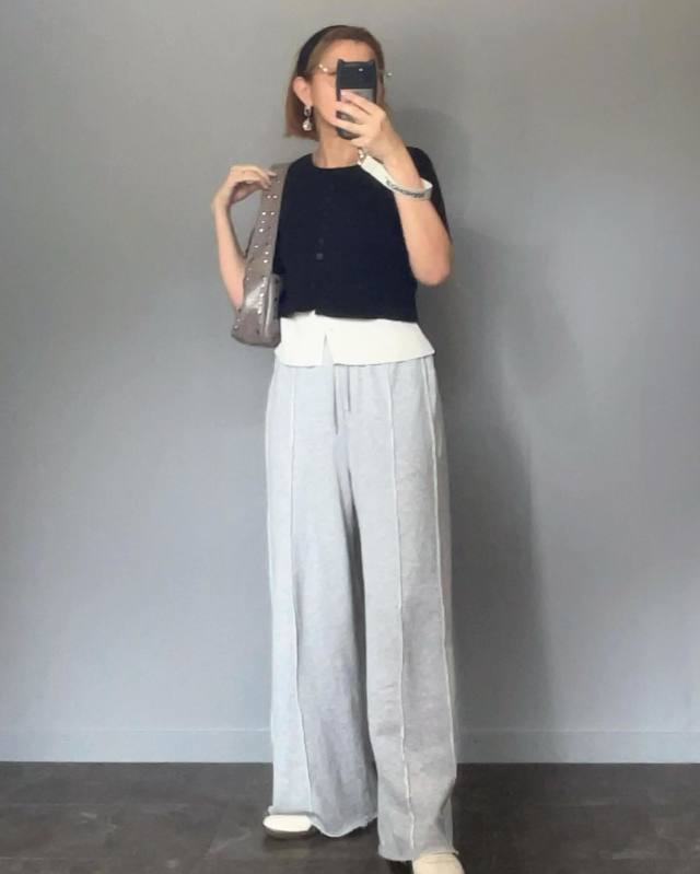 大人気のスウェットパンツはメリハリを意識！