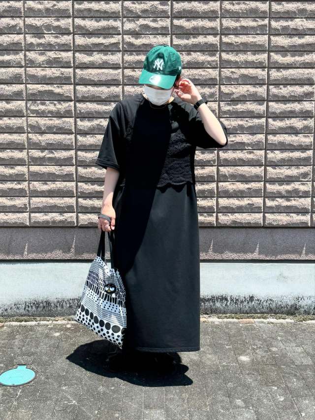 【40代50代のカットソーワンピースの着こなし方3】キャミソールを重ねる！
