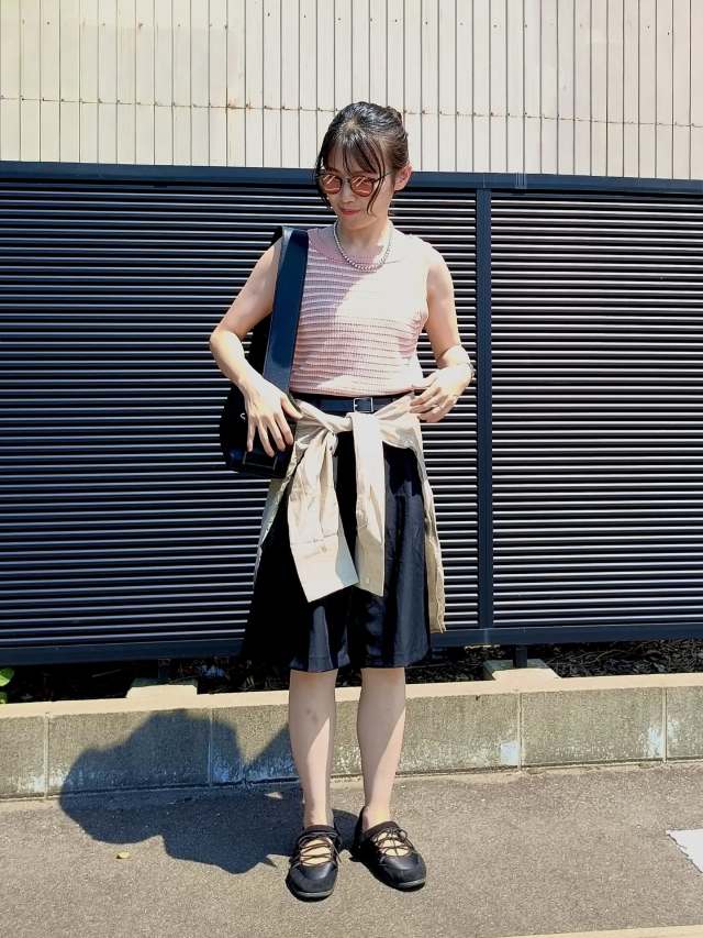 ハーフパンツコーデ1｜ノースリーブ・フレンチスリーブのトップスを合わせる