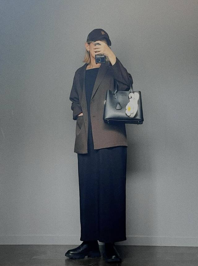 【40代×楽なのにおしゃれな服装4】カジュアルな服にジャケットをON