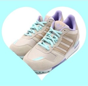 addidasのスニーカー♡