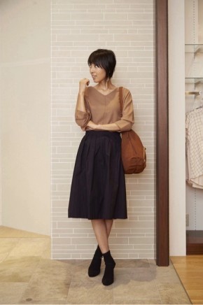 とにかく 受け継ぐ 本質的ではない キャメル ブラウス コーデ Noisapositiveword Org