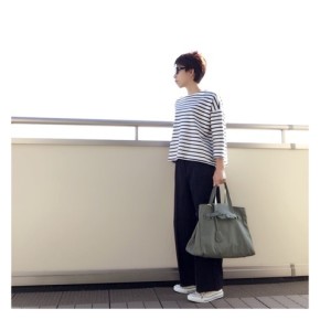 Tシャツにワイパンのワンマイルコーデ