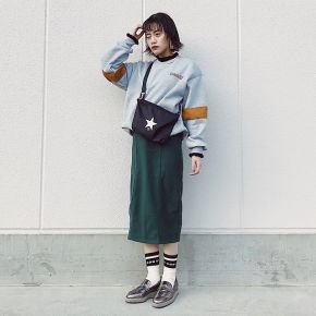 ライン 靴下のコーディネート一覧 Cbk カブキ