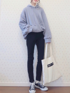 ブラック 無地 パーカー 長袖 フーディのコーディネート一覧 Cbk カブキ