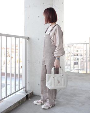グレー オーバーオール コーデュロイのコーディネート一覧  #CBK 