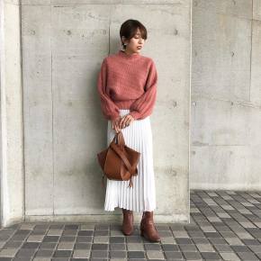 コーラルピンク ニットのコーディネート一覧 Cbk カブキ