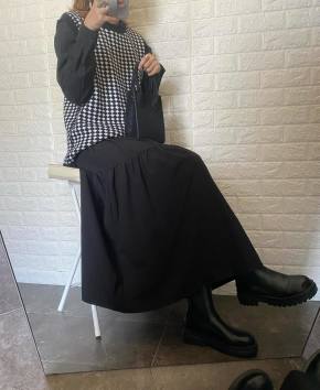 ブラック ニット 千鳥格子 ベスト フレンチスリーブのコーディネート