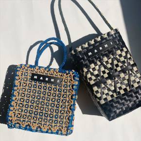 【1】MARNI MARKET（マルニ マーケット）のバッグ