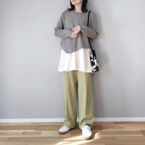 4｜レイヤードデザインのニット