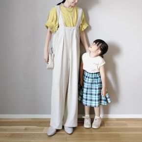 【クリーンなゆったりサロペット】きれいめブラウスを合わせる