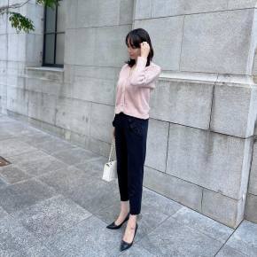 CHANELシャネル✴︎チェーン フープピアス チェーンバッグコーデ 最愛バッグのCHANELチェーンバッグが 秋のニットコーデを一気に