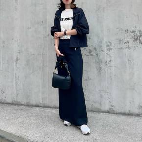【GUきれいめコーデ1】カジュアル服こそシックな色を選ぶ!