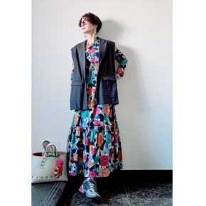 ワンピース×黒ジレで今ドキに